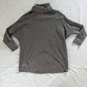 Cyrus Gray Ribbed Turtleneck Boxy‎ Sweater Dolman Sleeve High Low Women's Size M
